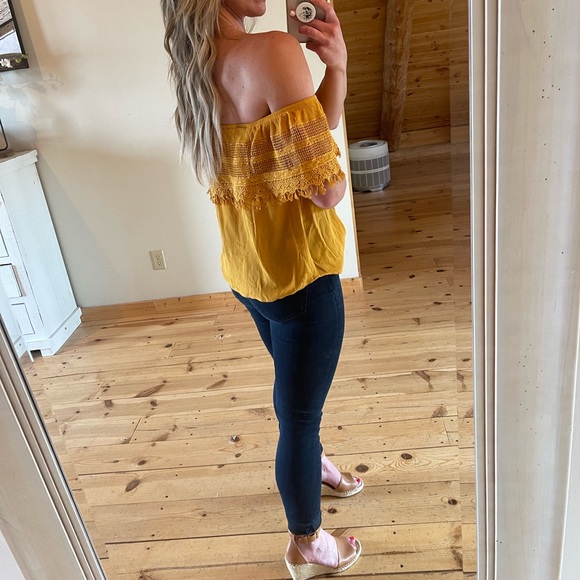 Off the shoulder top - Picture 5 of 6